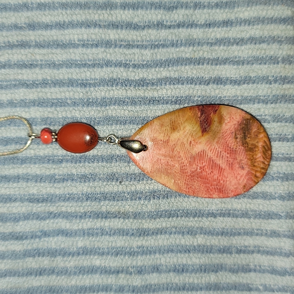 Fossilized Coral Stone & Jasper Necklace - Picture 3 of 4